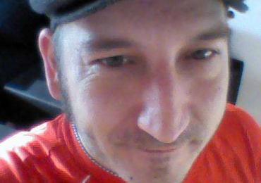 Oliver gibt online Deutsch Unterricht für Jugendliche und Erwachsene