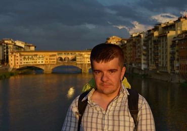 Authentisch und ohne Anstrengung Ungarisch mit Áron online lernen