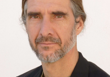 Passionate language learner Yann gives Online German courses