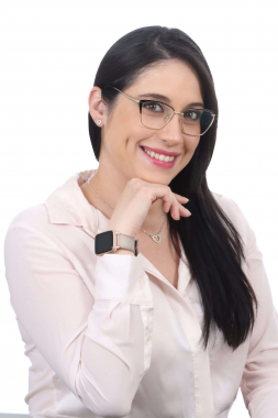 FOTO ACTUAL PROFESIONAL LISSET JARAMILLO 2024 scaled