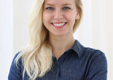 Russisch Lehrkraft Oxana gibt Fremdsprachenunterricht in Oberstenfeld