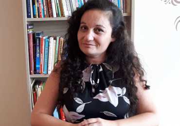 Native Speakerin Adriana gibt Online Ungarisch Sprachunterricht