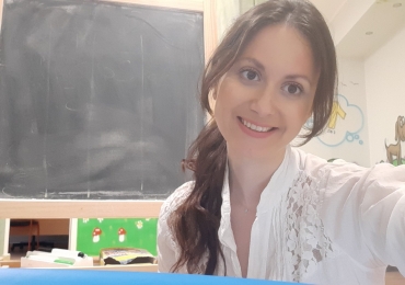 Im Onlineunterricht Spanisch üben mit Lehrerin Albina