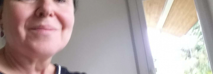 Online Französisch Nachhilfeunterricht mit Nativespeakerin Claire