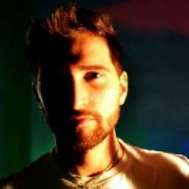 2d93dc37 1296 4733 af63 222587583445