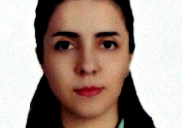 Schulleiterin Asma aus Iran gibt Persisch Privatunterricht in Bremerhaven