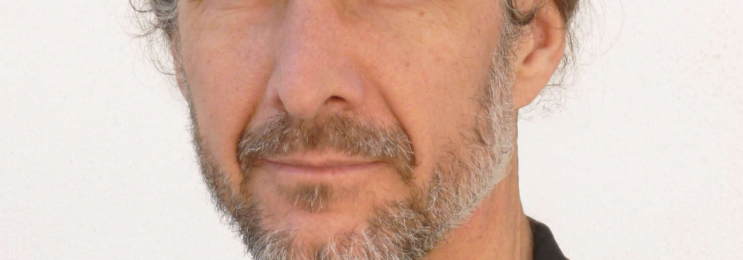 Passionate language learner Yann gives Online German courses