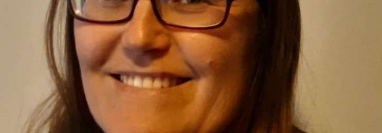 Deutsch im Einzelkurs lernen mit Diplomierten Lehrerin Dina in Bochum