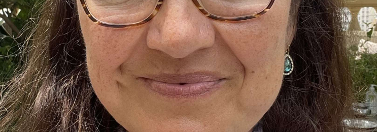 Online Deutsch Nachhilfeunterricht nehmen bei Tutorin Ditas