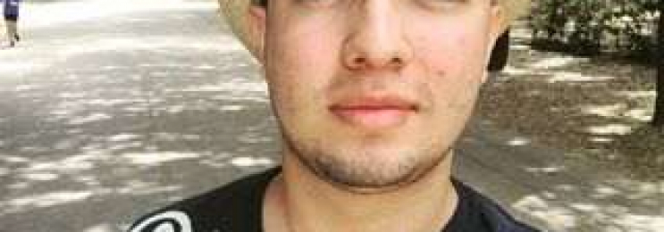 Experienced Spanish native and teacher Cristian coaches in Leipzig