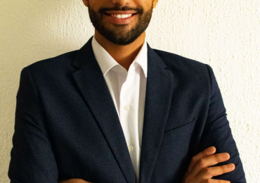 Improve your skills in Cologne in Jonatan’s interesting English lessons