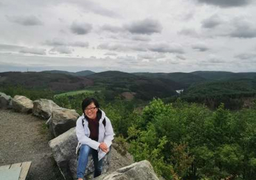 Lerne gemeinsam mit Muttersprachlerin Lily online Chinesisch