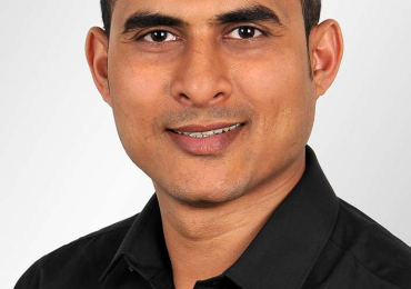 Improve your fluency, grammar and pronounciation in English language with Khan in Berlin